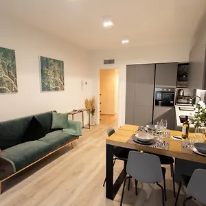 Apartment Moderno 140 Bassano Centro, Bassano del Grappa