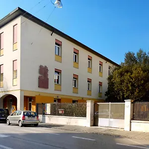 2* Estalagem Centro Della Famiglia